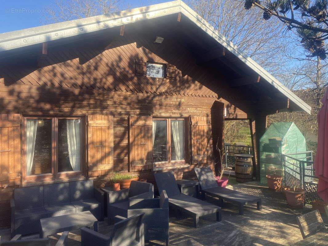 Maison à MONTFERRAND-LE-CHATEAU