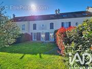 Photo 1 - Maison à BAILLY-ROMAINVILLIERS