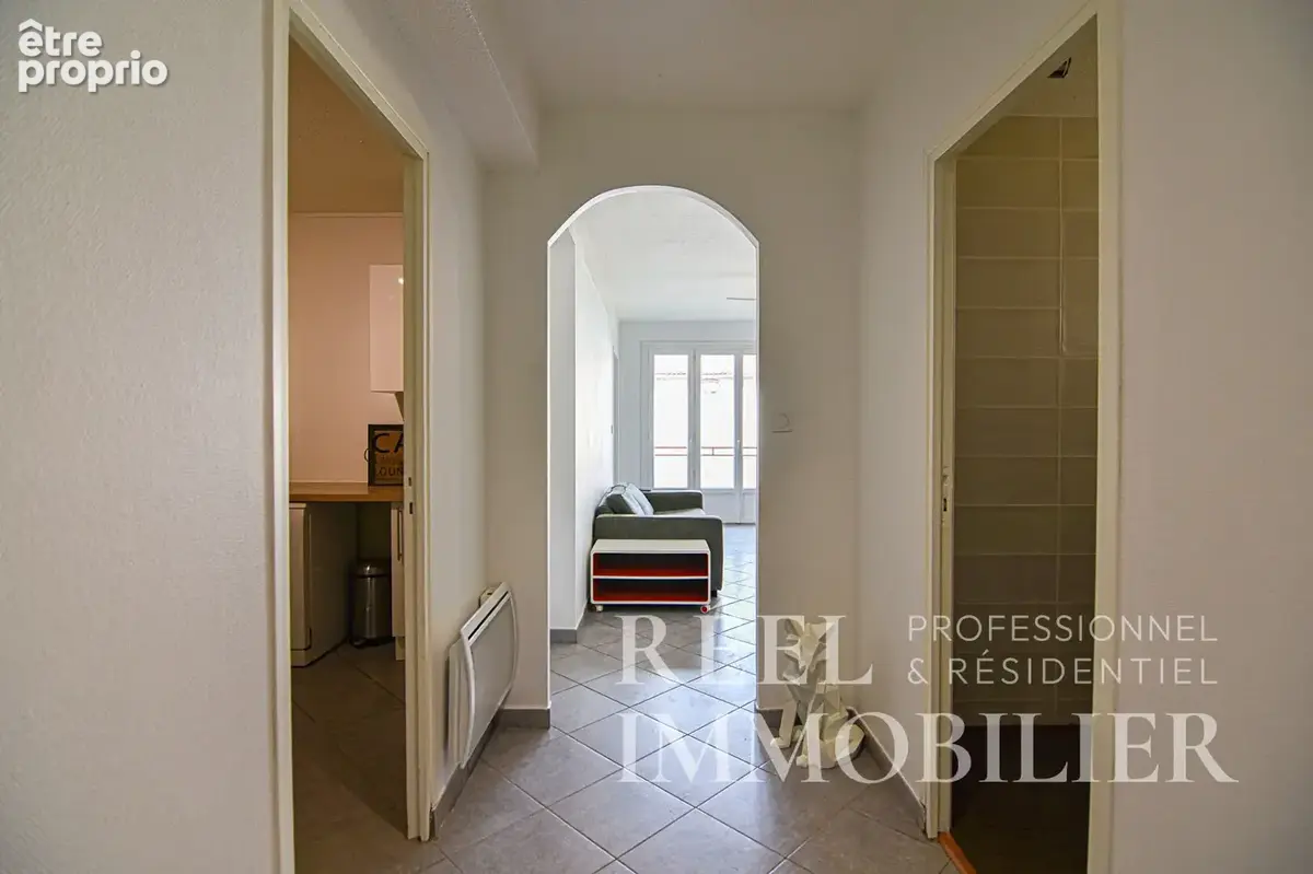 Appartement T2 rénové avec balcon et parking - Vue sur la cathédrale d'Auch - photo 2