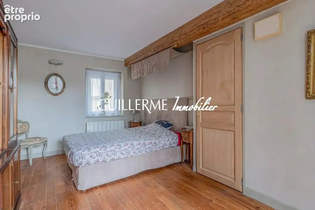 Dardilly-le-Bas  – 4 chambres – Terrasses – Solarium avec vue dégagée - photo 17