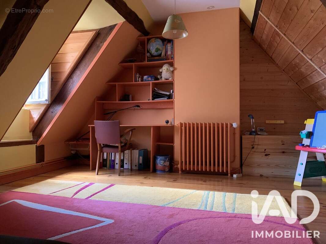 Maison 150 m² à Queyssac  - photo 9