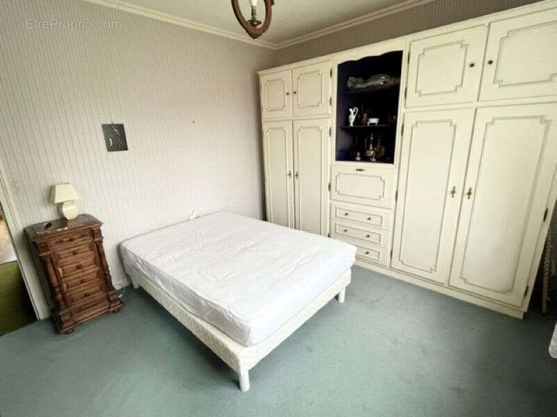 Maison à SAINT-CYR-SUR-LOIRE