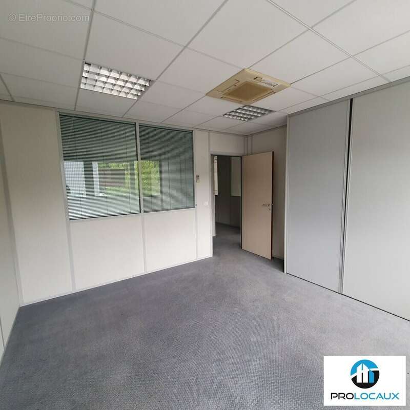 Commerce à SEYSSINET-PARISET