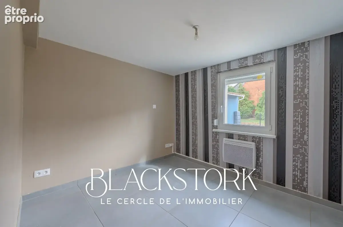 Maison rénovée, garage 50 m² avec local indépendant - Mutzenhouse - photo 10