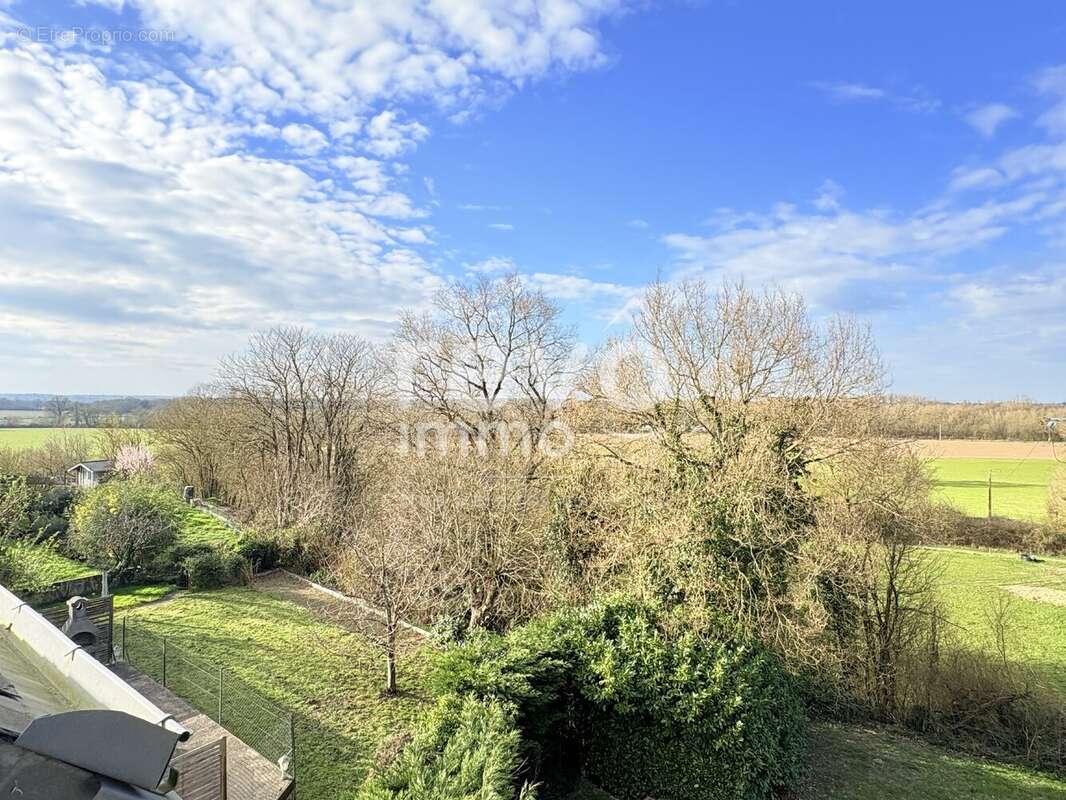 Appartement à MURS-ERIGNE