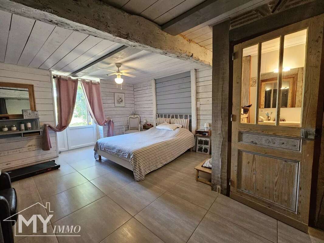 Maison à PORT-SAINTE-FOY-ET-PONCHAPT