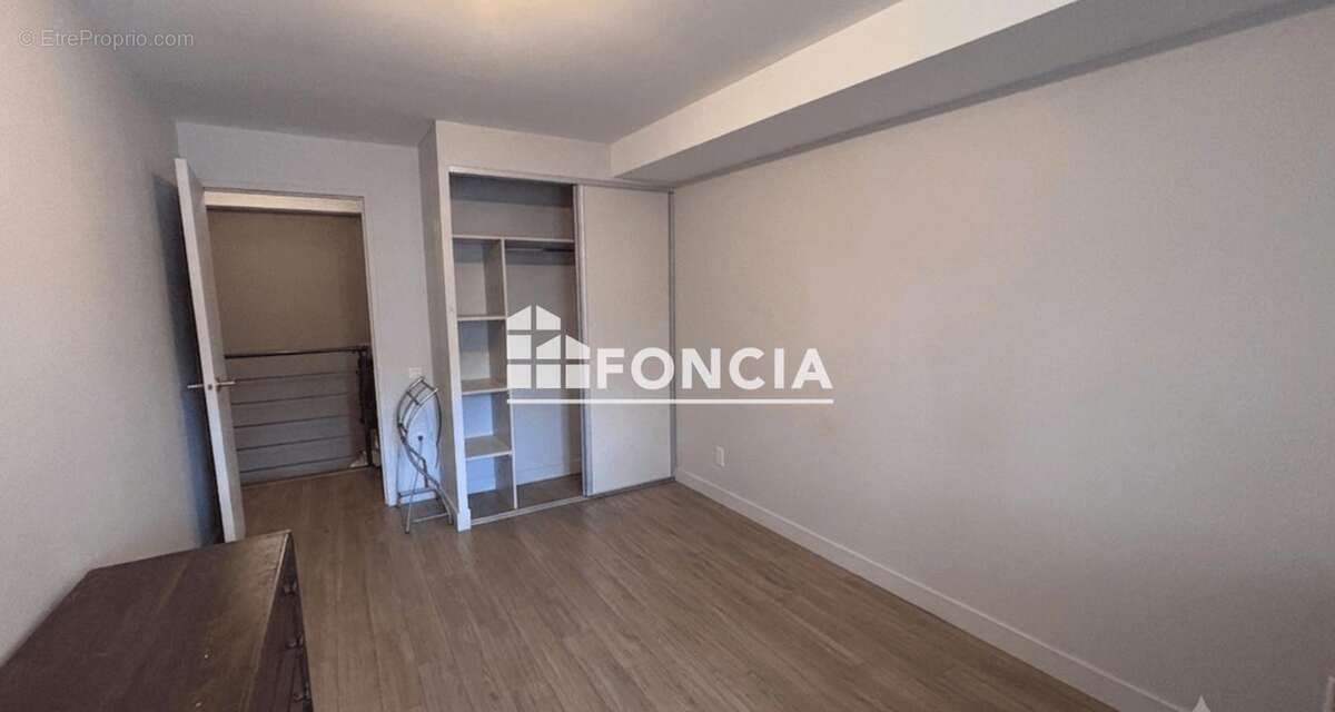 Exclusivité – Superbe Duplex F3 de 70m² avec Terrasse de 40m² – Monument Historique BBC - photo 9