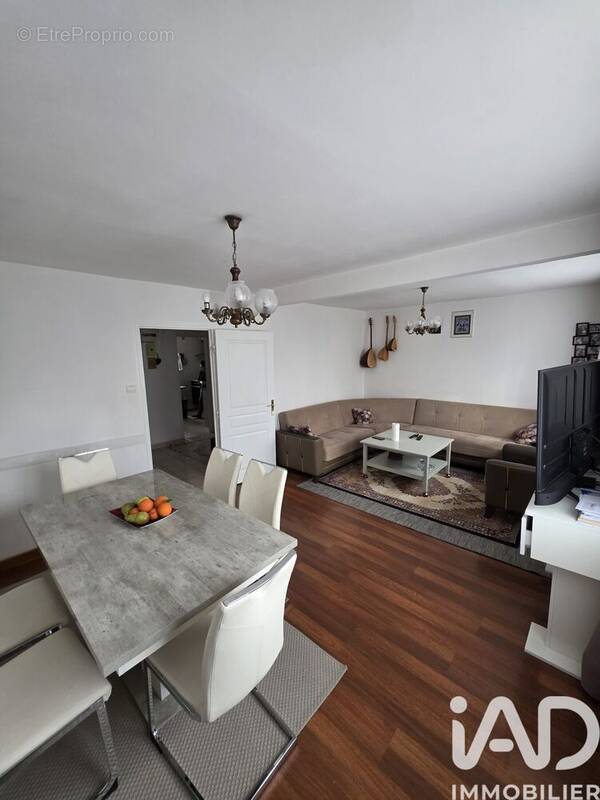 Photo 1 - Maison à LE BOURGET