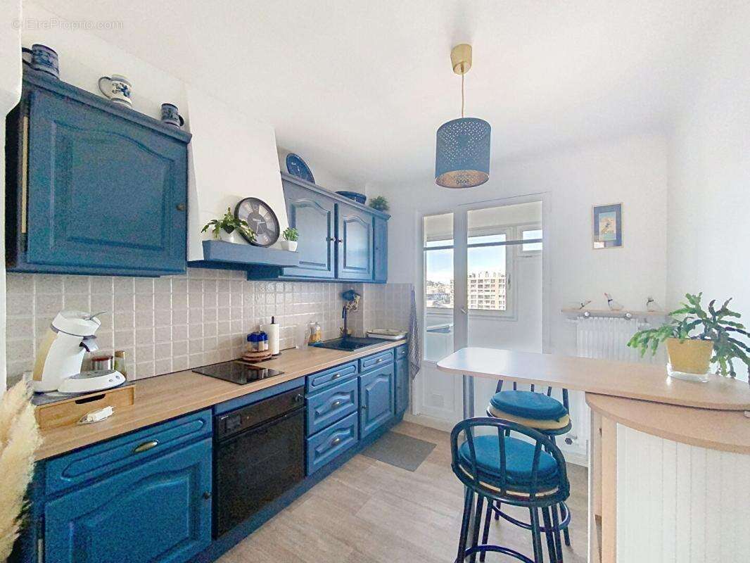 Appartement à MARSEILLE-9E