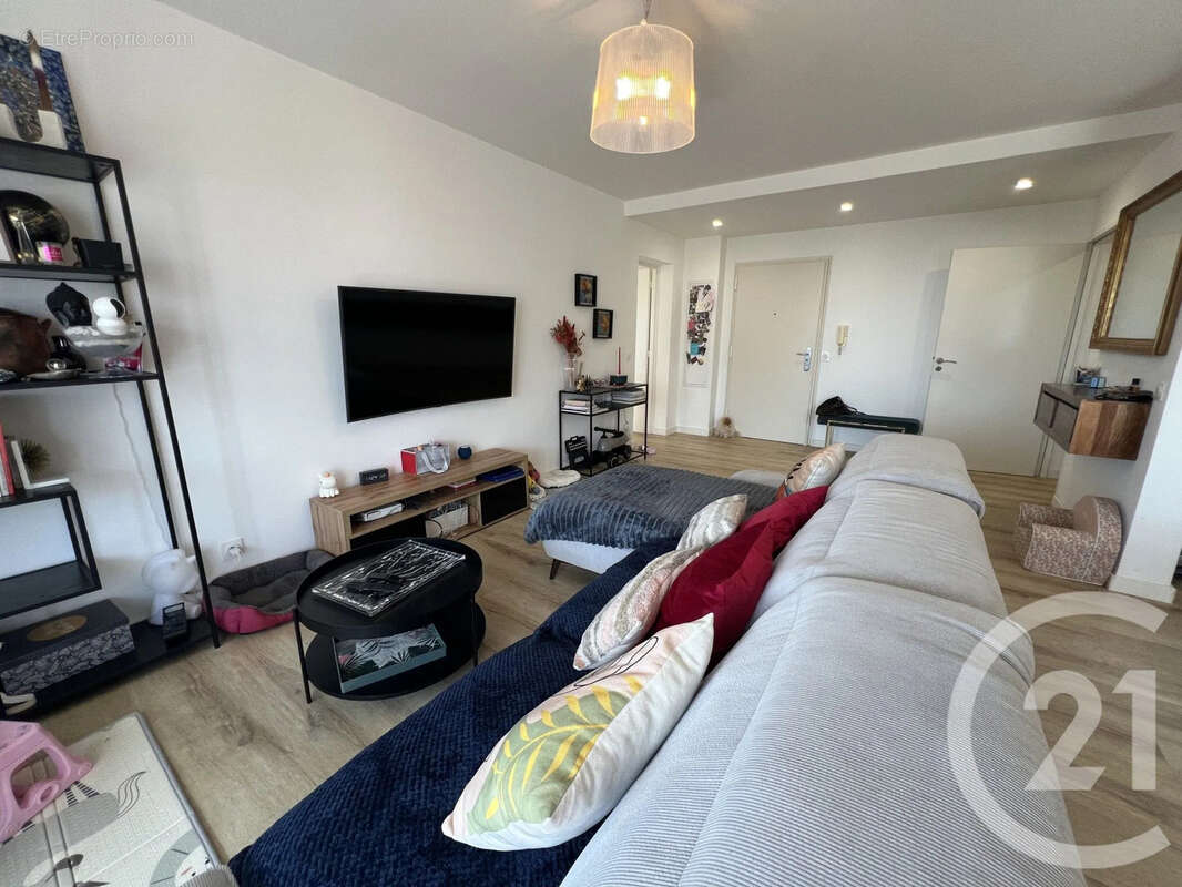 Appartement 106 m² à San-Martino-Di-Lota  - photo 10