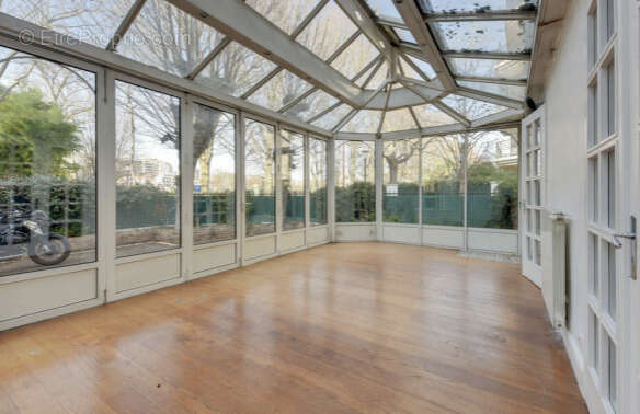 Maison à NEUILLY-SUR-SEINE