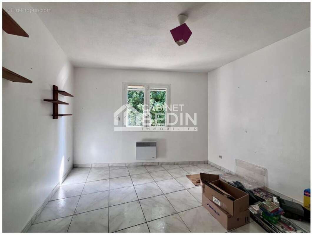 Maison à AMBARES-ET-LAGRAVE