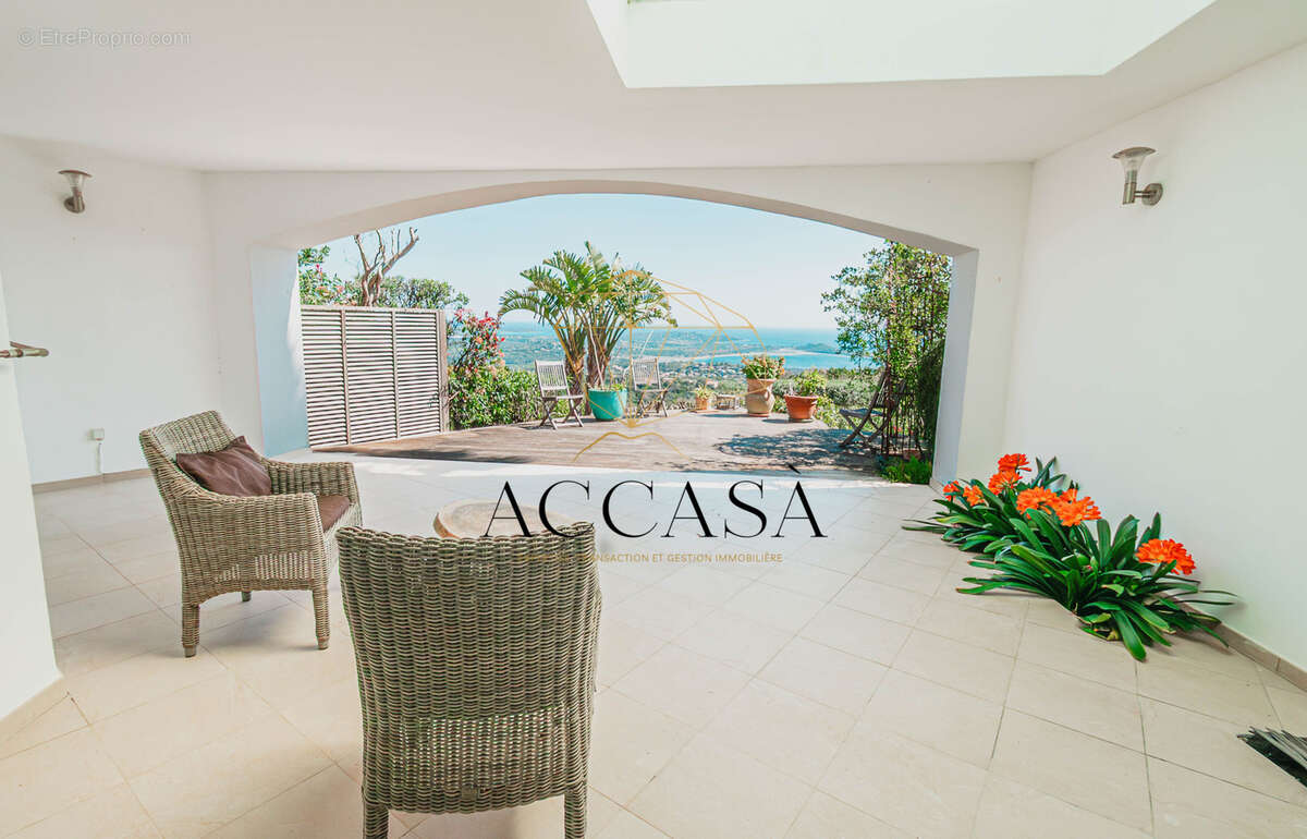 Maison à PORTO-VECCHIO