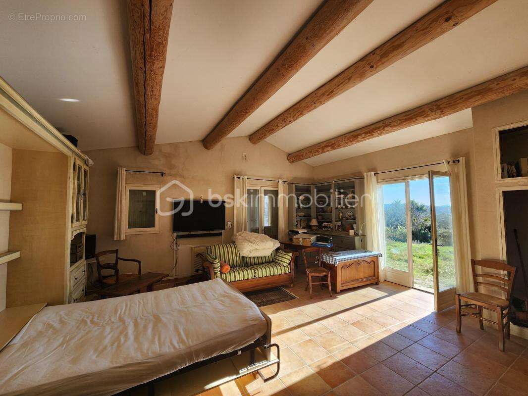 Ensemble Immobilier de 2 maisons indépendantes + terrain constructible - photo 12