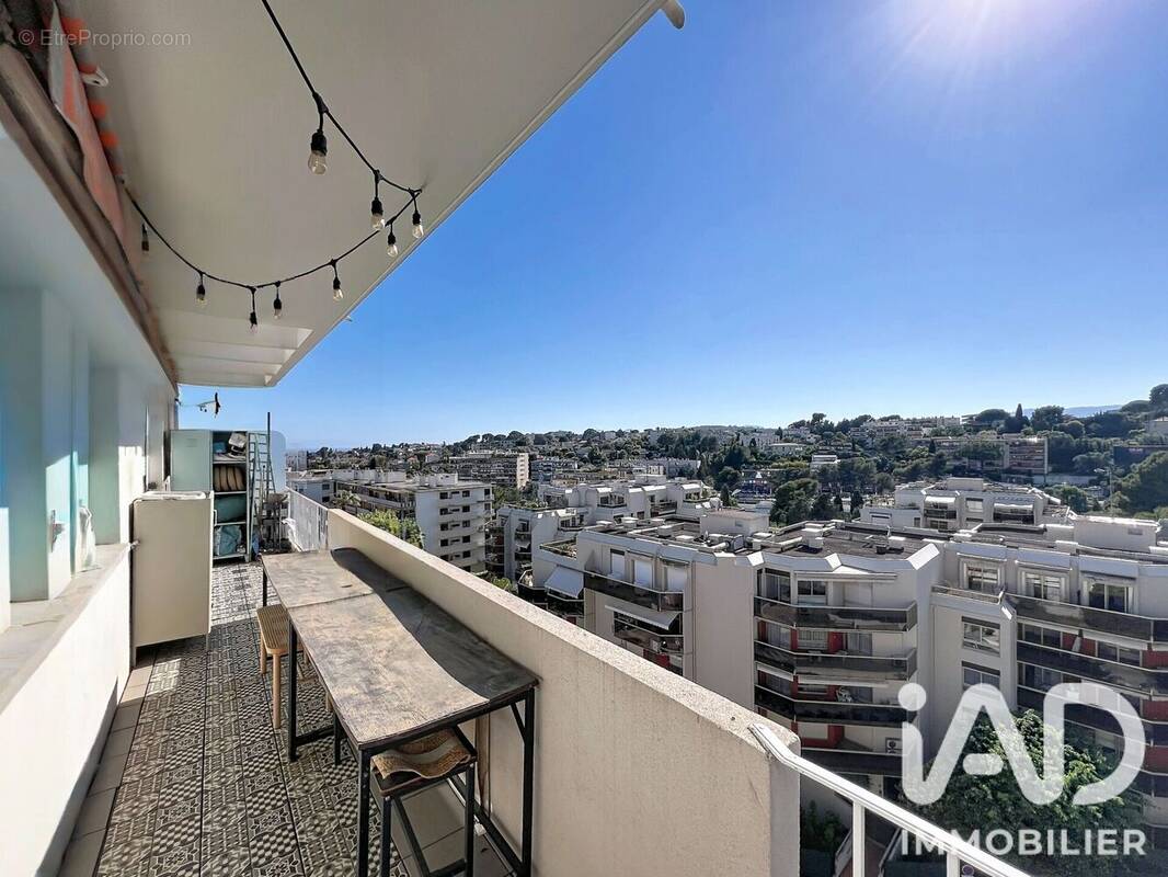Photo 1 - Appartement à LE CANNET