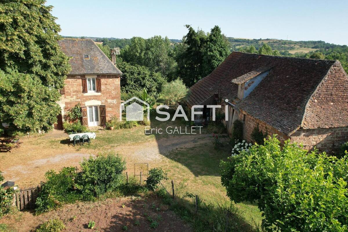 Photo 1 - Maison à LOUIGNAC