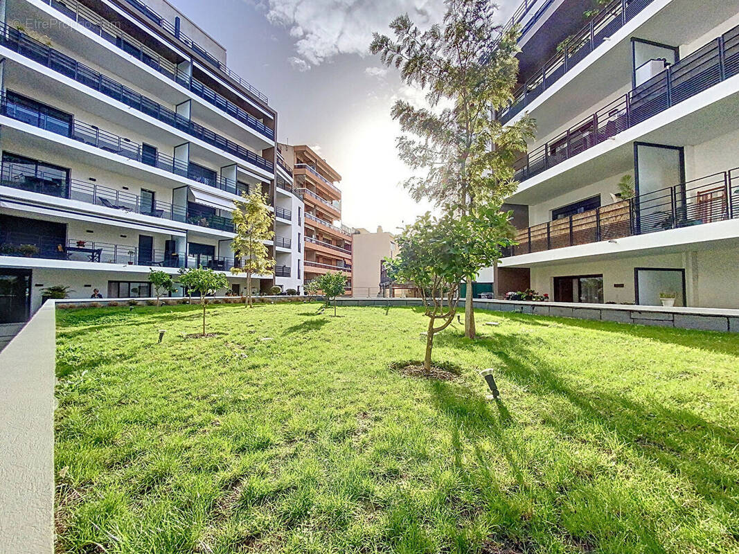 Appartement à MENTON