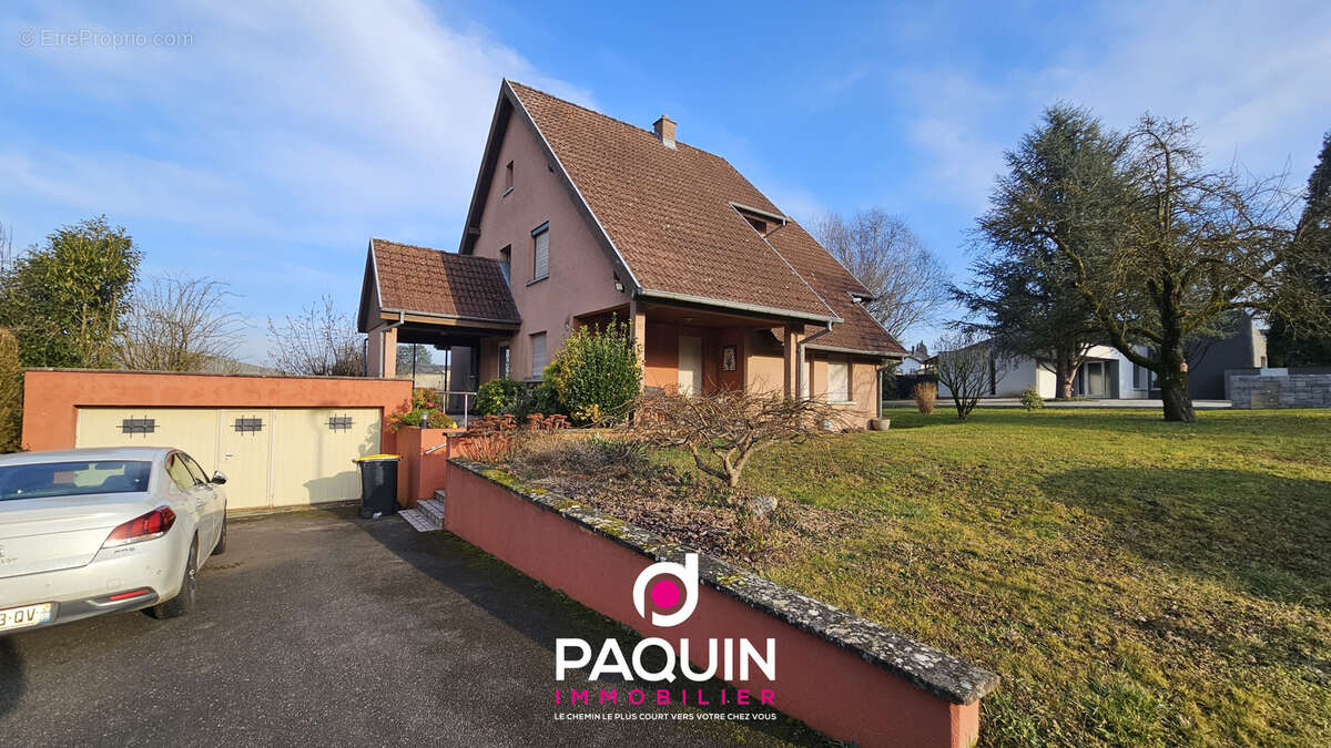 Maison à DANNEMARIE