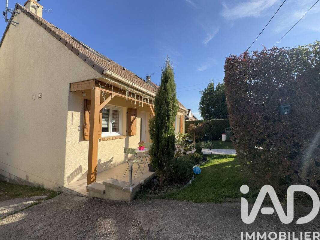 Photo 1 - Maison à MOUROUX