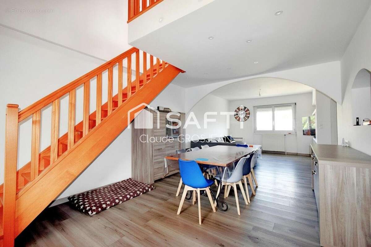 Photo 2 - Maison à ROUSSILLON