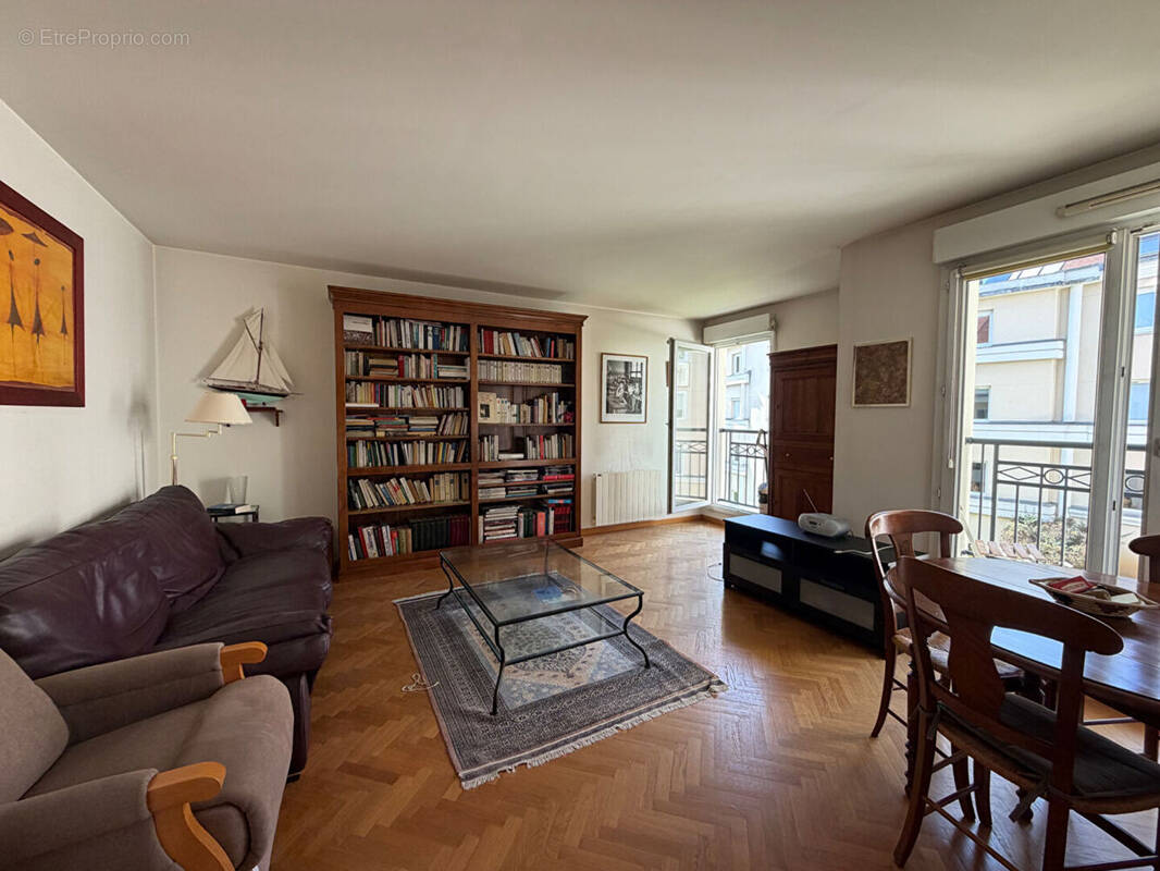 Appartement à MAISONS-LAFFITTE