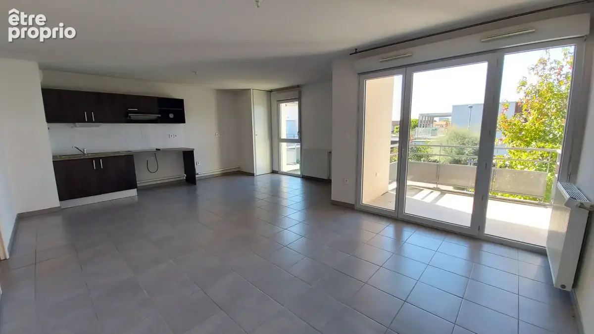 Blagnac - Appartement T4 - 91m² - 2 terrasses et 2 places de parking - photo 2
