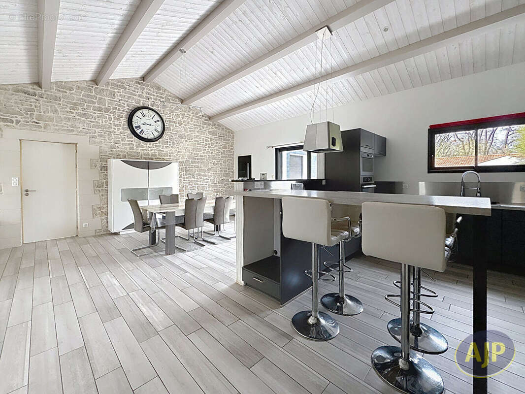 Maison à LA GARNACHE