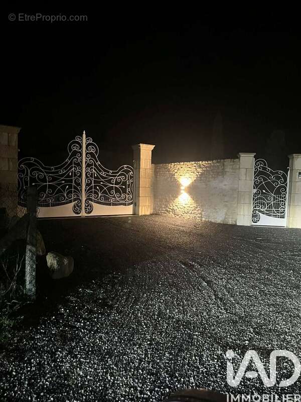 Photo 8 - Maison à SAINT-DENIS-DE-PILE