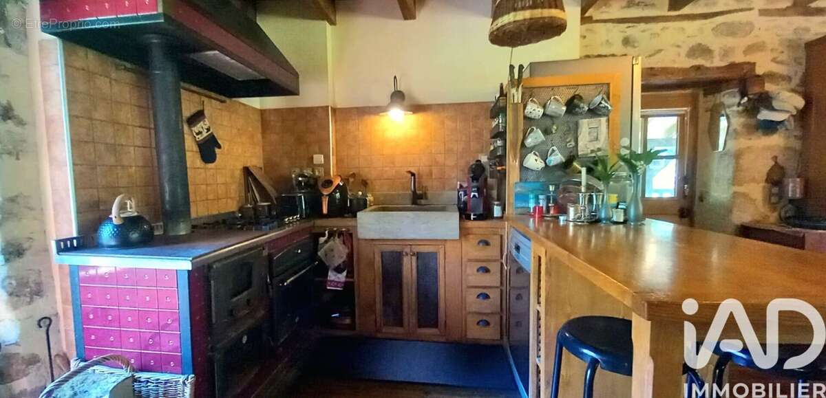 Photo 7 - Maison à LATOUILLE-LENTILLAC