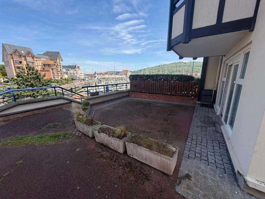 Appartement à DIVES-SUR-MER