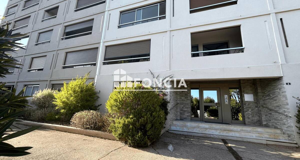 Appartement à HYERES