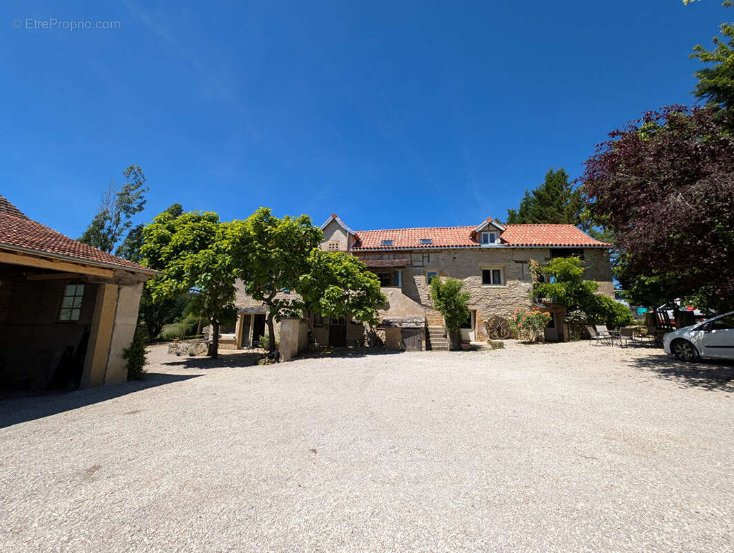 Maison à PARISOT