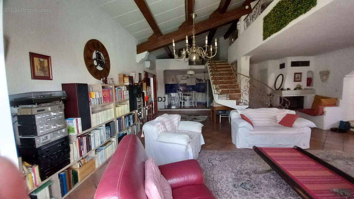 Maison à CANET-EN-ROUSSILLON