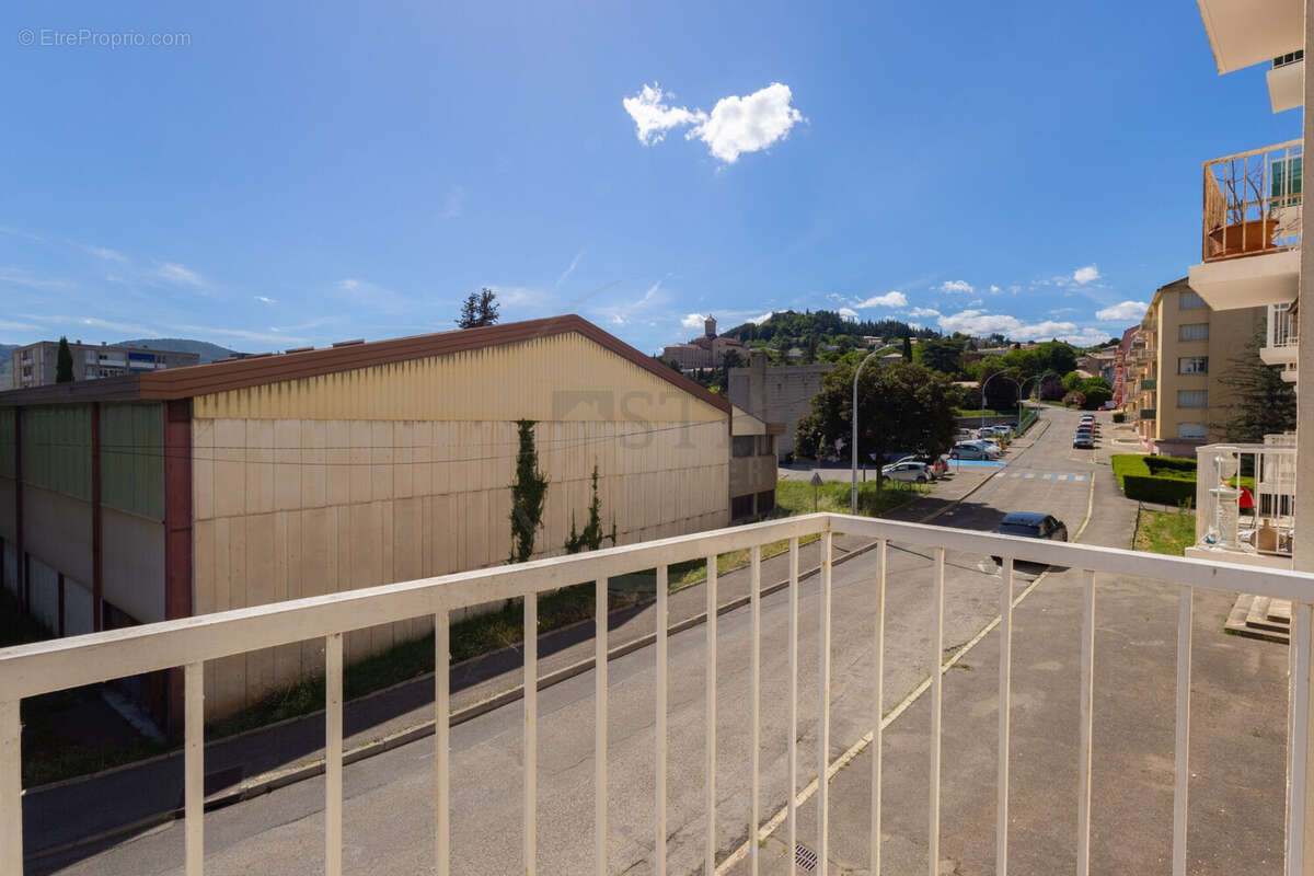 Appartement à PRIVAS