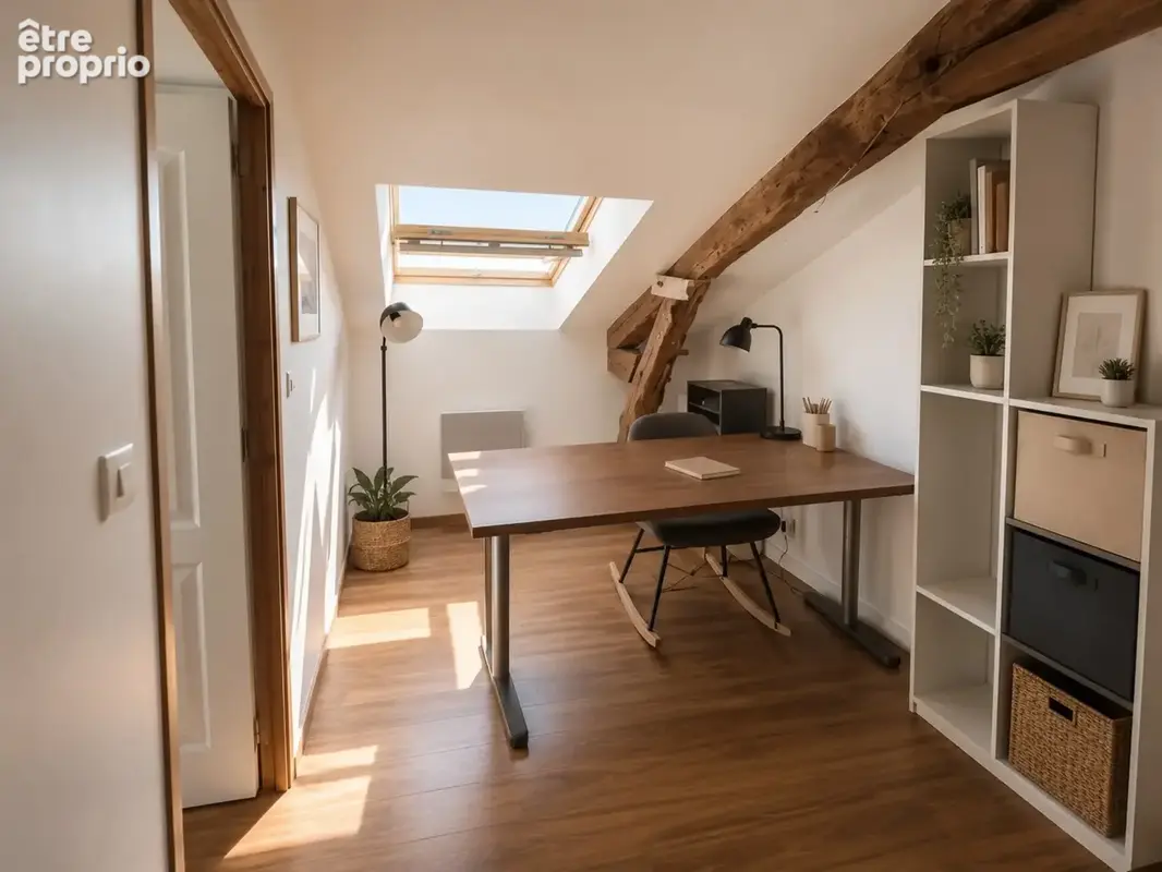 Duplex T3 lumineux avec espace bureau – Dernier étage – Faibles charges – Centre-ville - photo 7