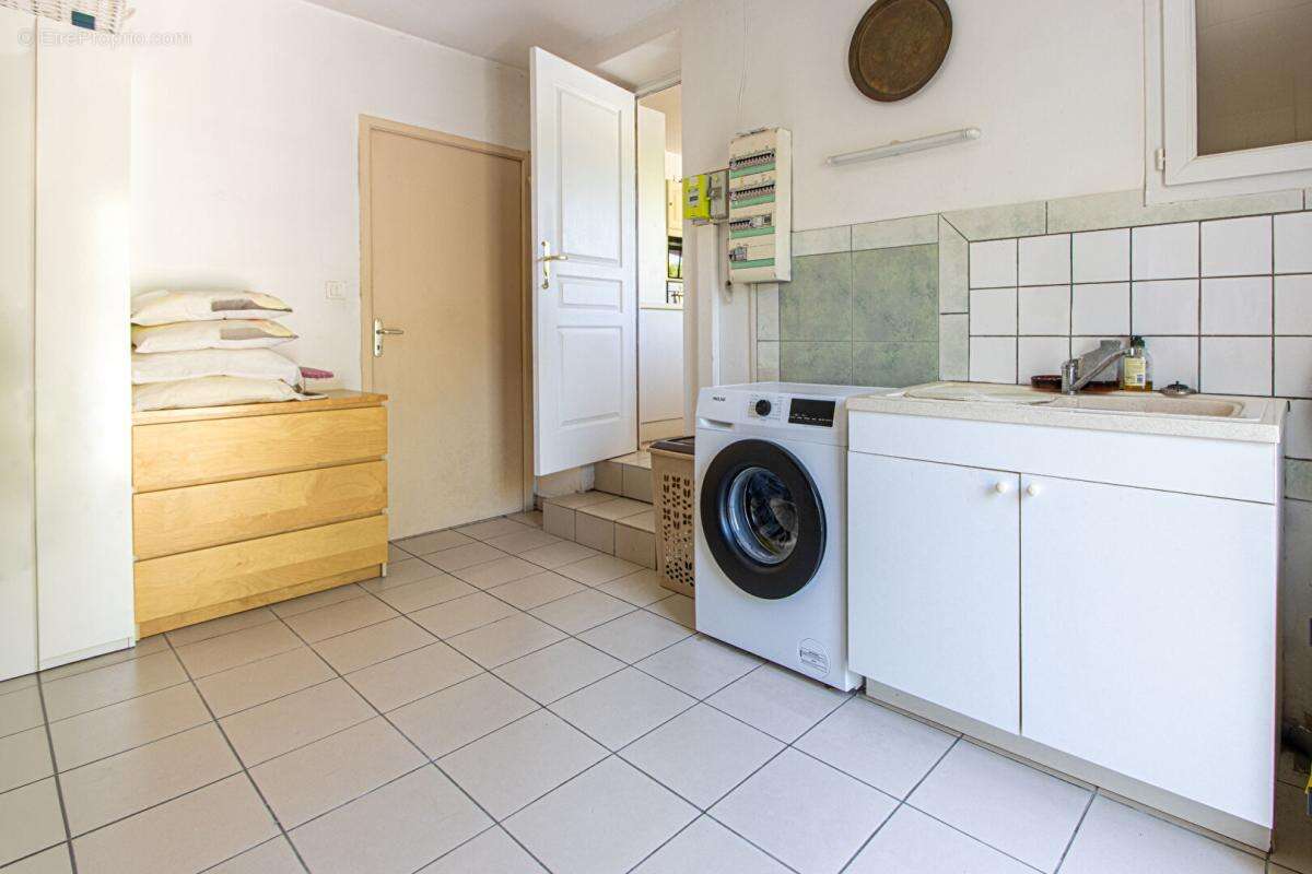 Vente  villa  moussan - 128m2- 4 pieces - 358000  hai - photo 16
