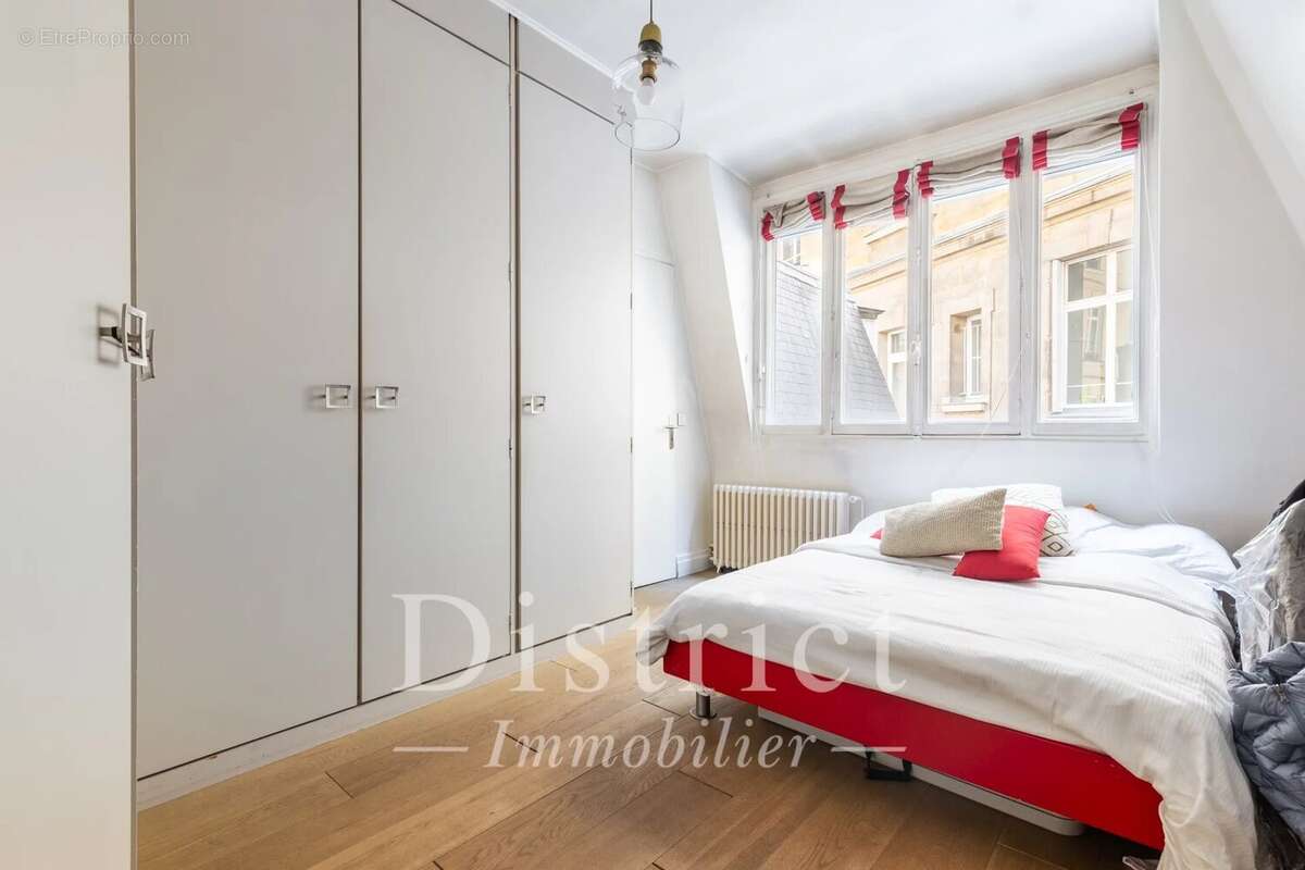 Exclusivité - Parc Monceau – Comme une Maison  de 157 m². - photo 14