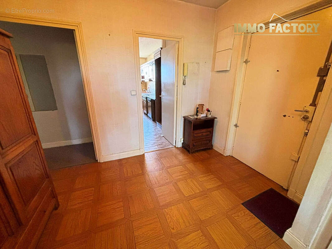 Appartement 4 pieces 95 m² roanne - photo 7