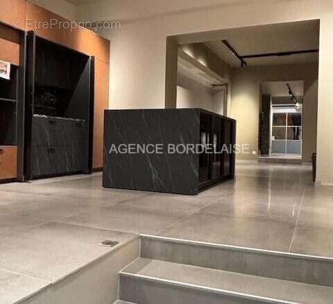 Commerce à BORDEAUX