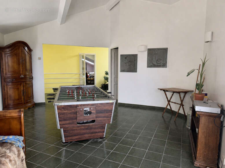 Maison à LA TOUR-EN-JAREZ