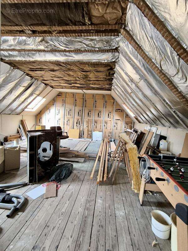 Grande maison, idéale pour une grande famille ou pour un investissement locatif - photo 16