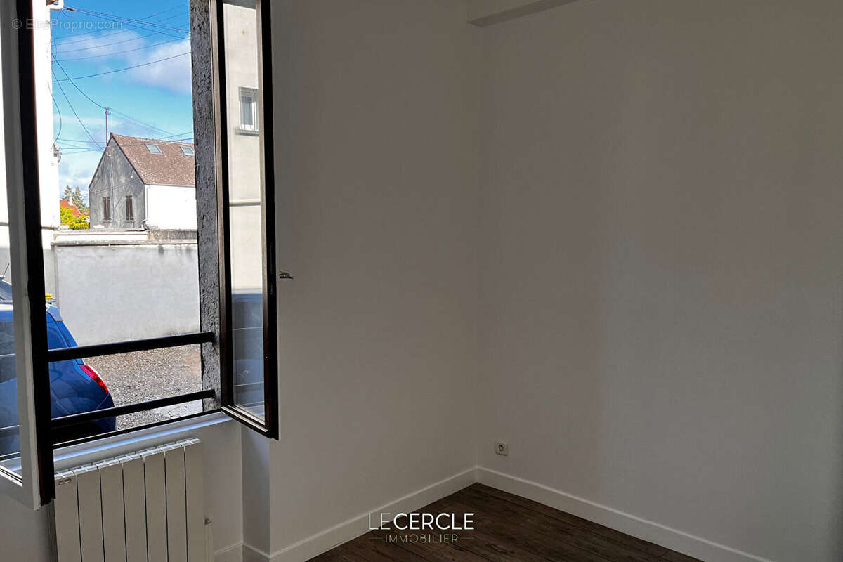 Maison à ORRY-LA-VILLE