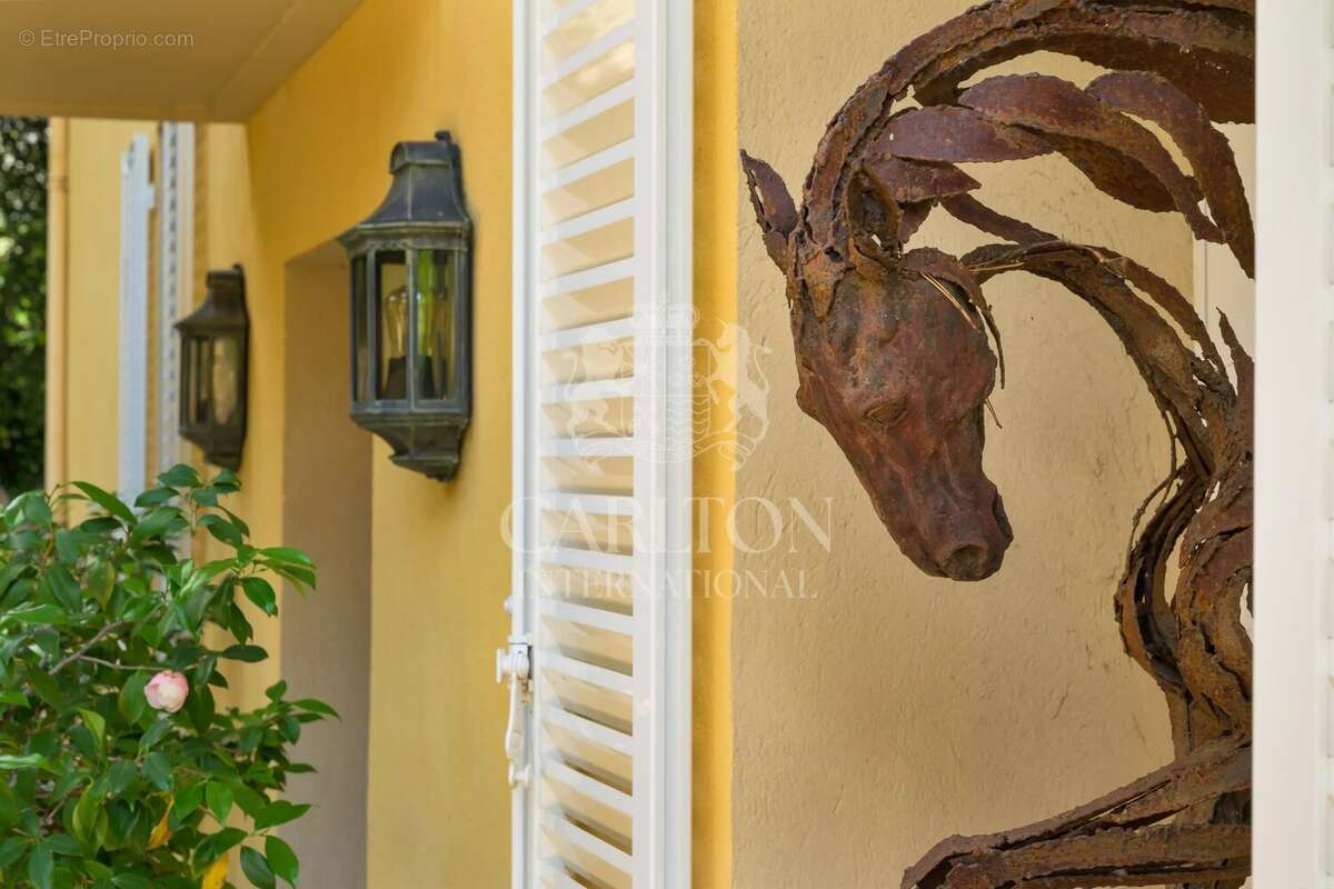 Maison à EZE