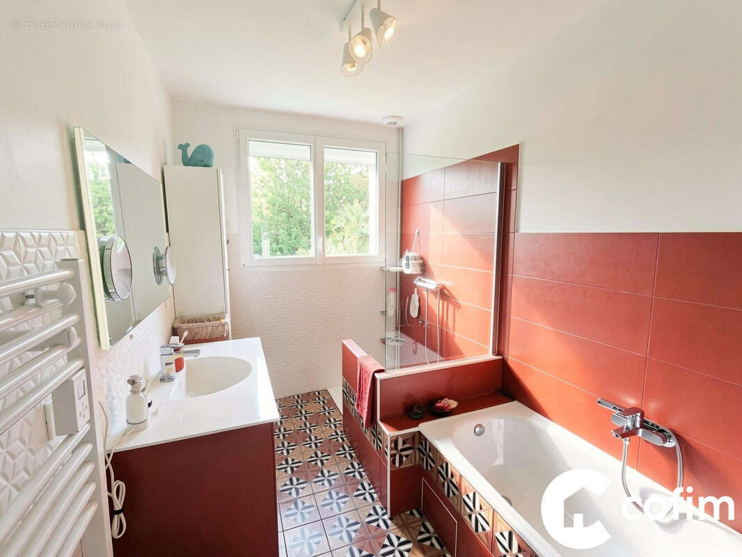Maison 68 m² à Gan  - photo 5