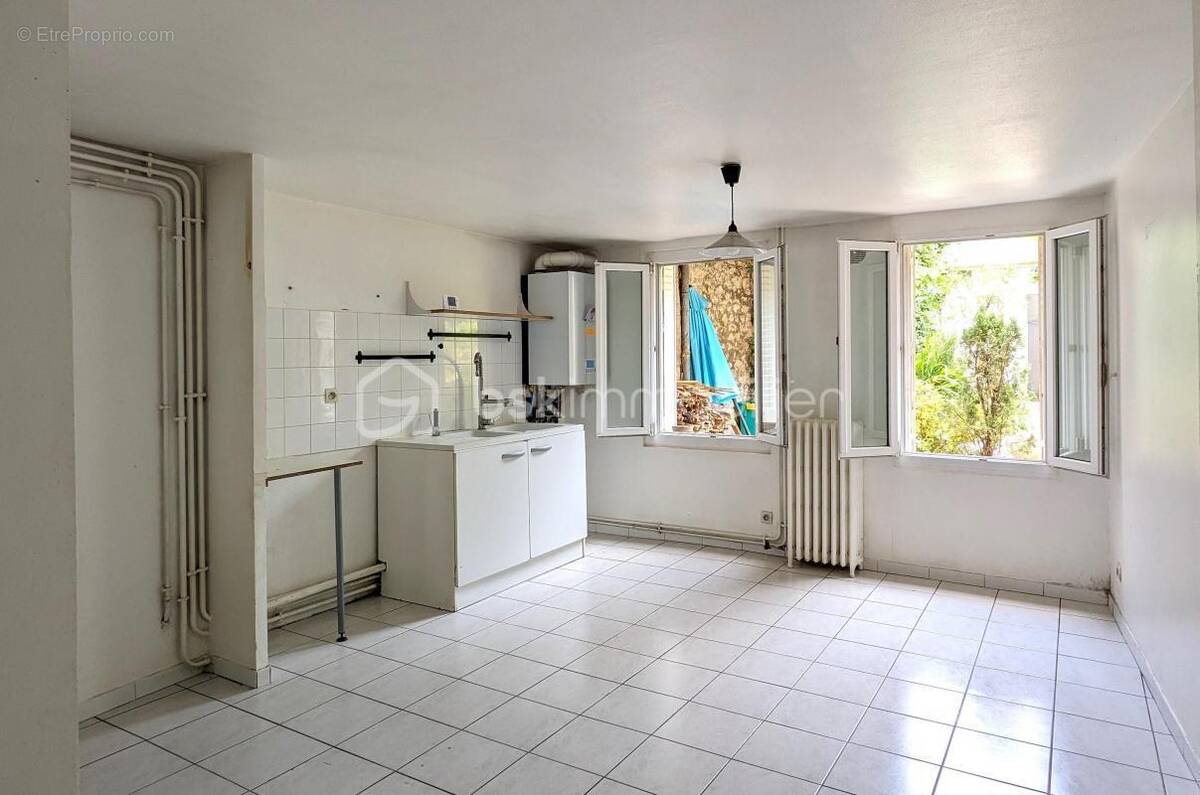 Maison à BRIE-COMTE-ROBERT