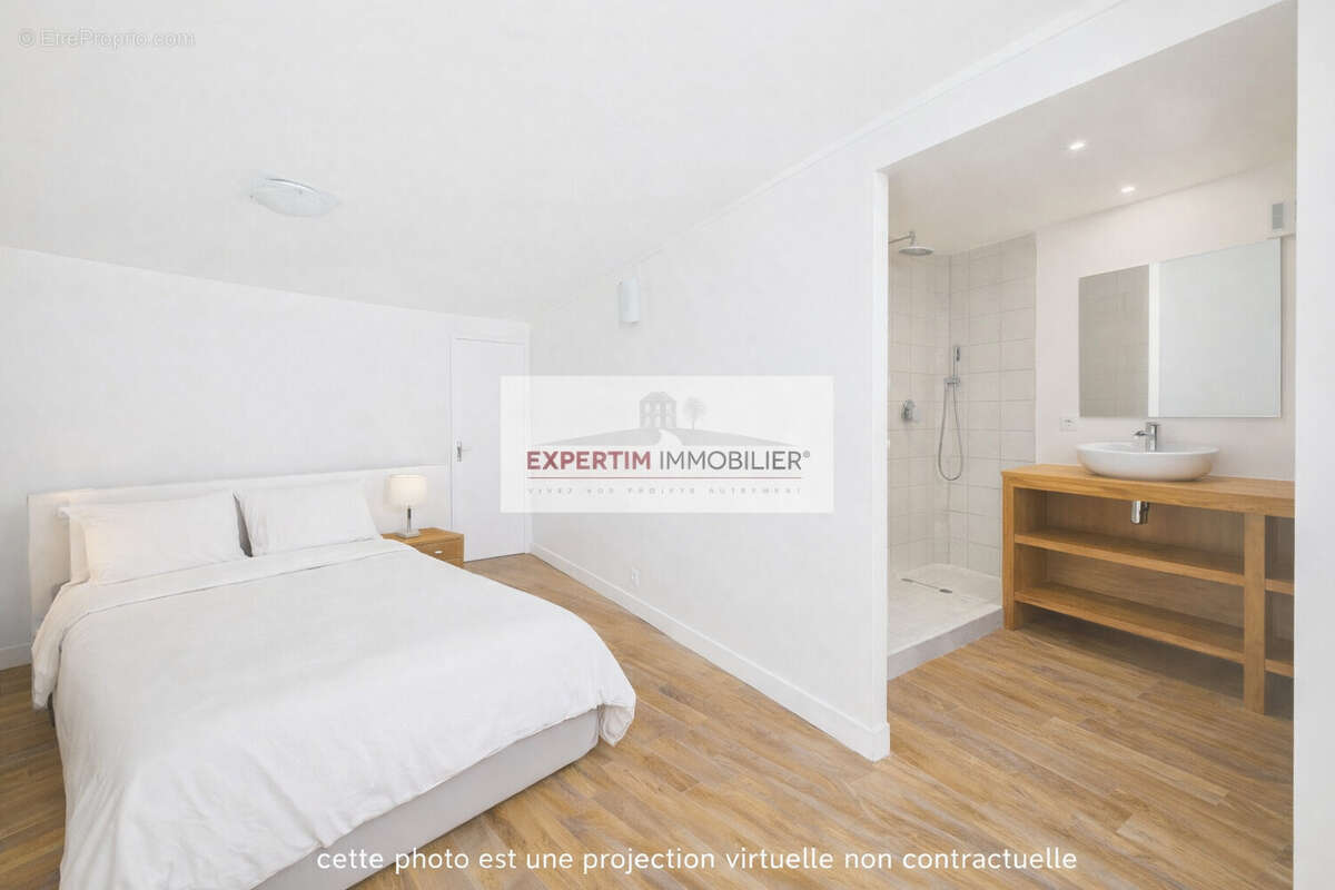 Appartement à VERSAILLES