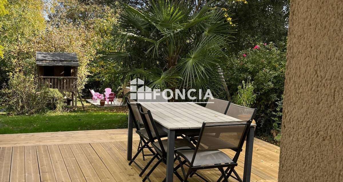 Maison à NOYEN-SUR-SARTHE