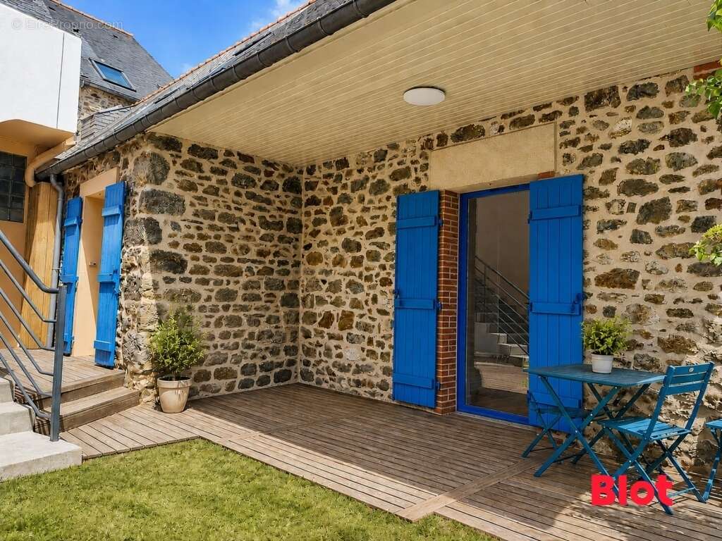 Appartement 70 m² à Saint-Malo  - photo 3