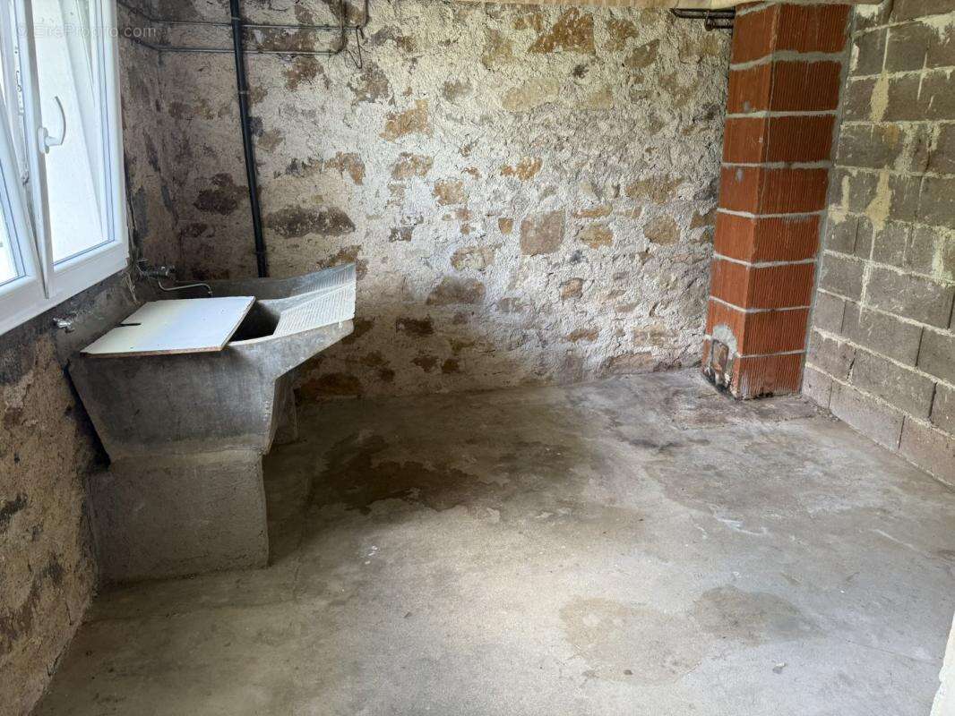 Maison à SAINT-BRICE-SUR-VIENNE