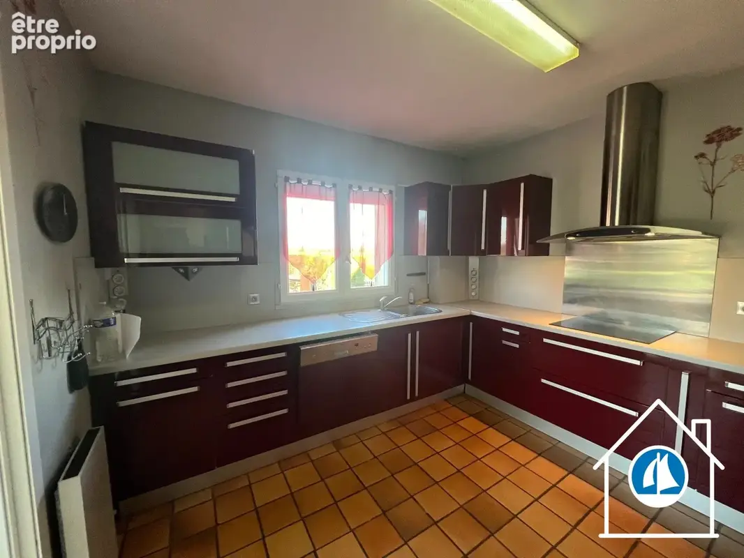 Maison 205 m² à La Cambe  - photo 8
